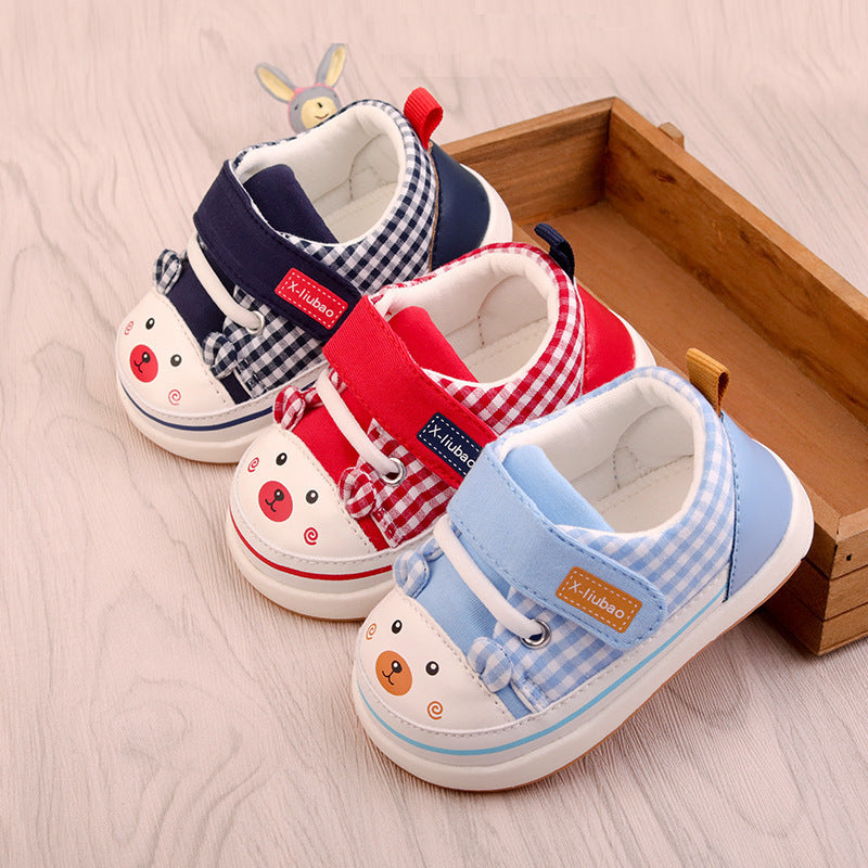 Baby-Lauflernschuhe mit Comic-Motiv – Bild 3 | LuxeStyle
