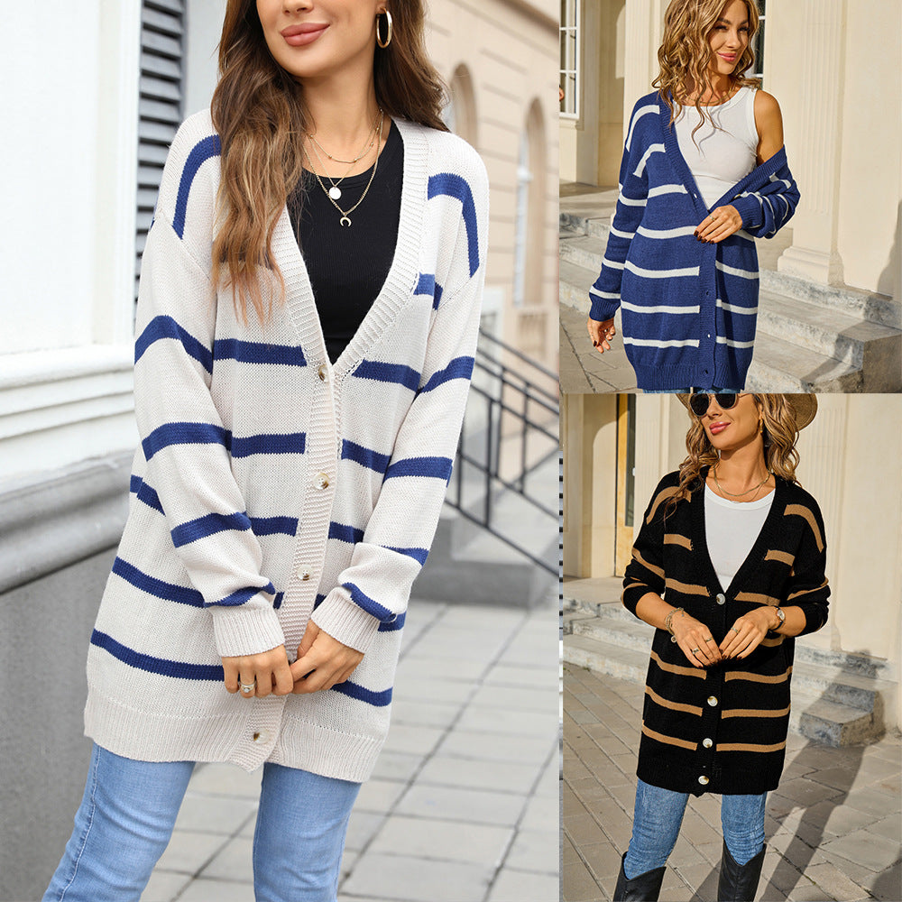 Minimalistische Streifenjacke mit Knöpfen