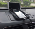 Auto-Halterung mit Ladefunktion und Ablage | LuxeStyle