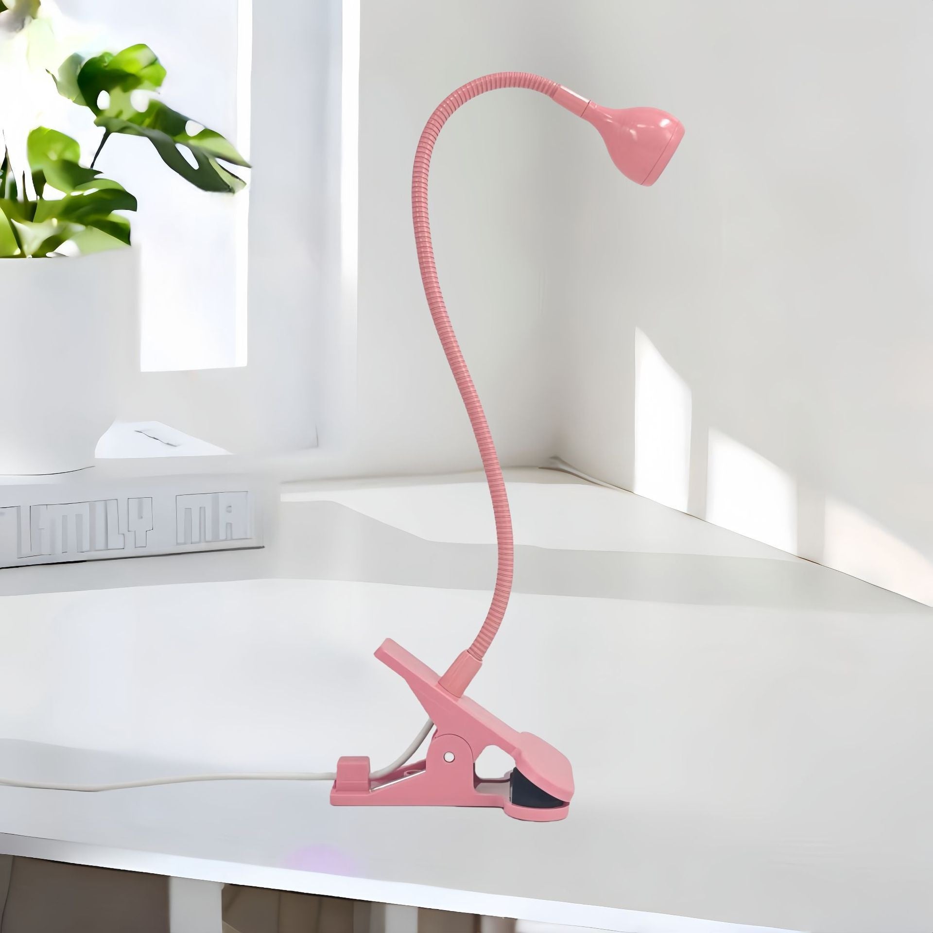 USB-Nagellampe mit Schwanenhals und Clip