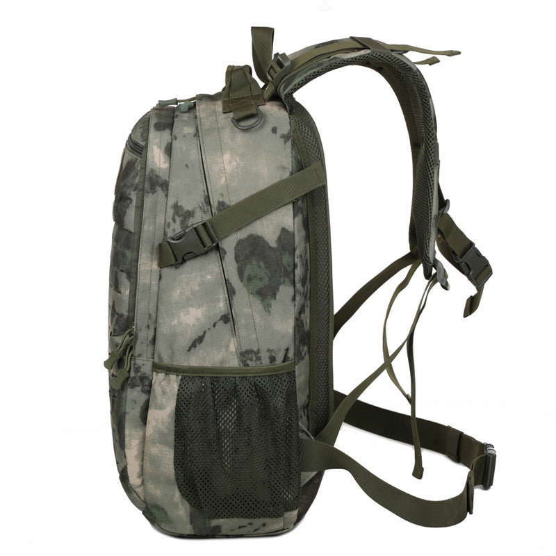 Tarnfarbener Assault Rucksack für Outdoor – Bild 13 | LuxeStyle