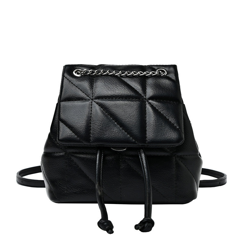 Kleiner Rucksack aus weichem Leder – Bild 4 | LuxeStyle