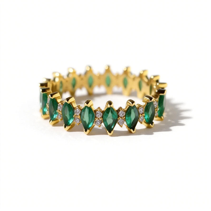 Zircon Ring mit Edelstein
