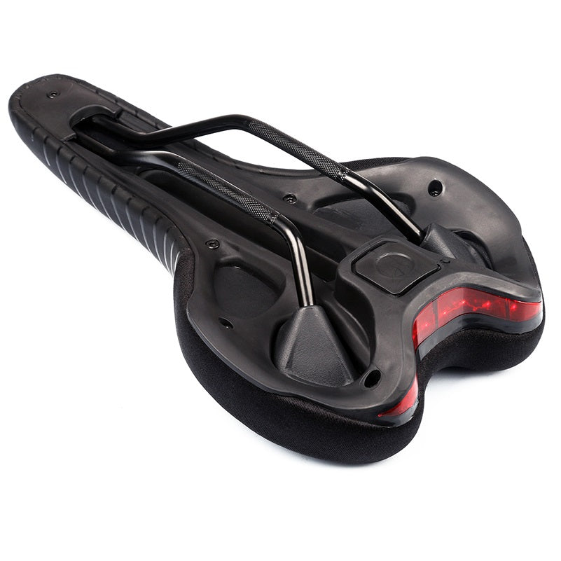 Mountainbike-Sattel mit Rücklicht