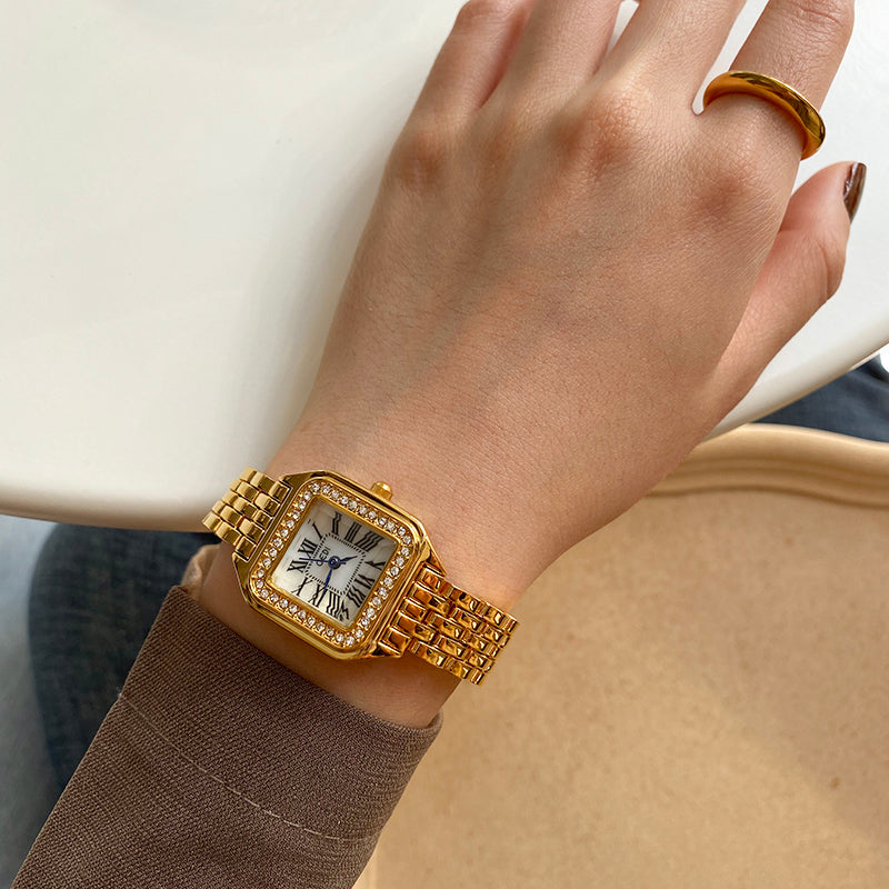 Goldene Quarzuhr für Damen – Bild 4 | LuxeStyle