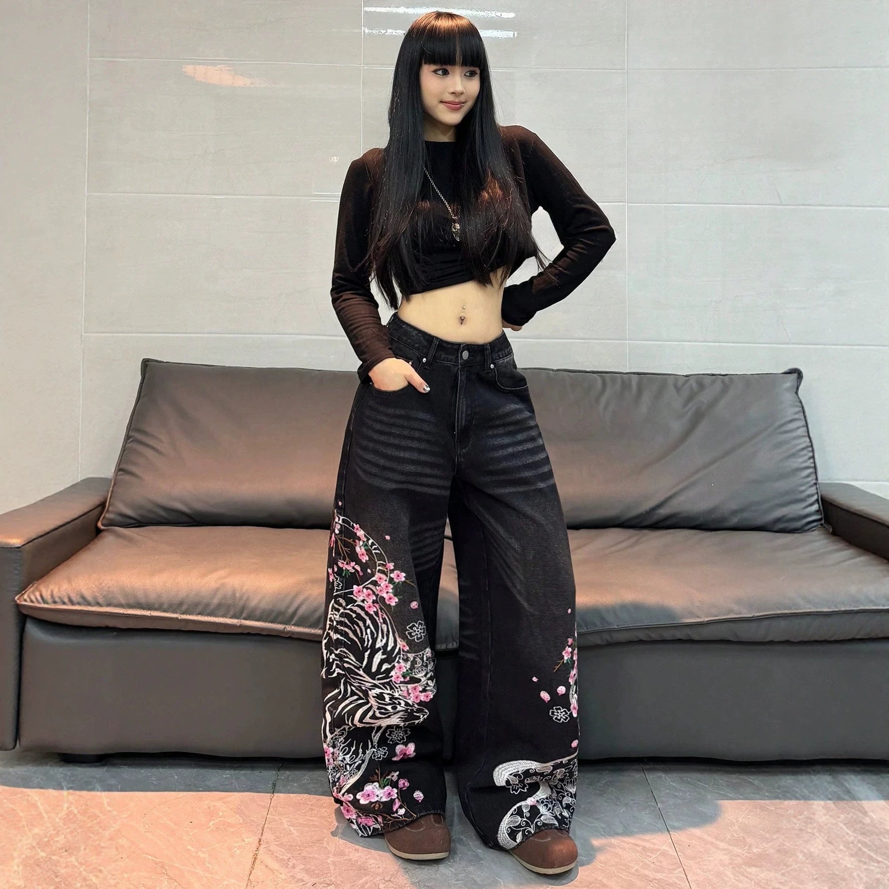 Weißer Tiger-Druck Bequem-Jeans Damen