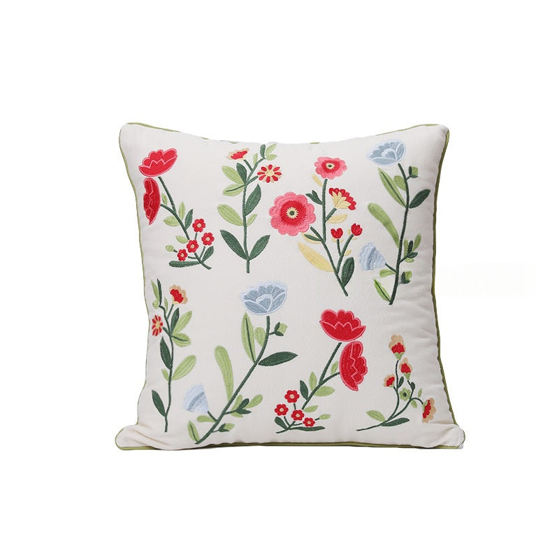 Besticktes Zierkissen – Bild 4 | LuxeStyle