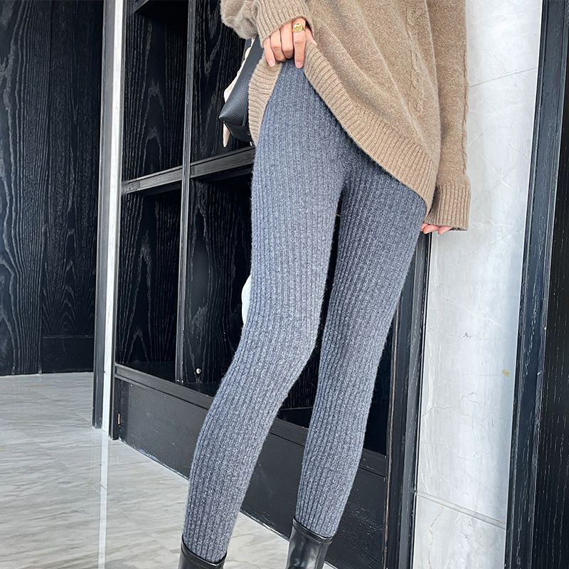 Gerippte Strickhose für Damen