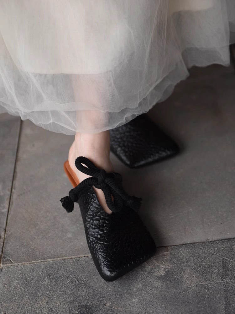 Retro-Sandalen mit eckiger Spitze