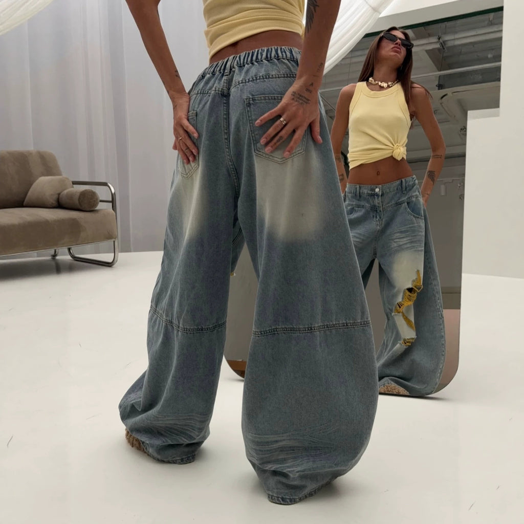 Trendy Jeans mit Rissen