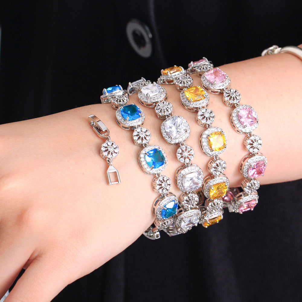 Armband mit farbigen Edelsteinen – Bild 8 | LuxeStyle