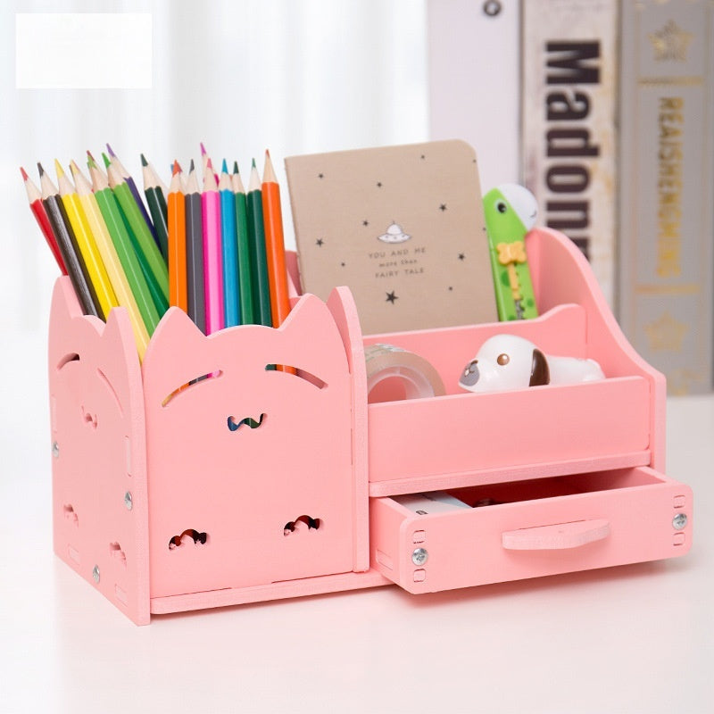 Niedlicher Organizer mit Schubladen