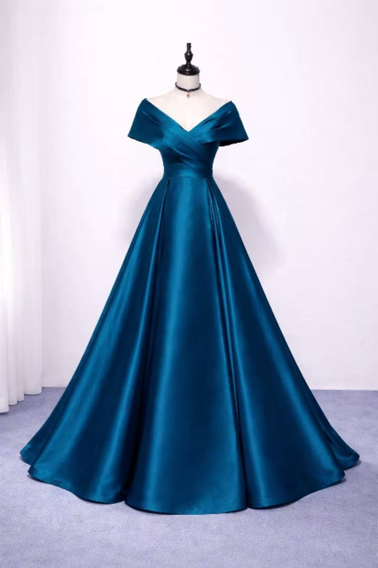 Elegantes langes, ärmelloses Bühnenkleid – Bild 3 | LuxeStyle