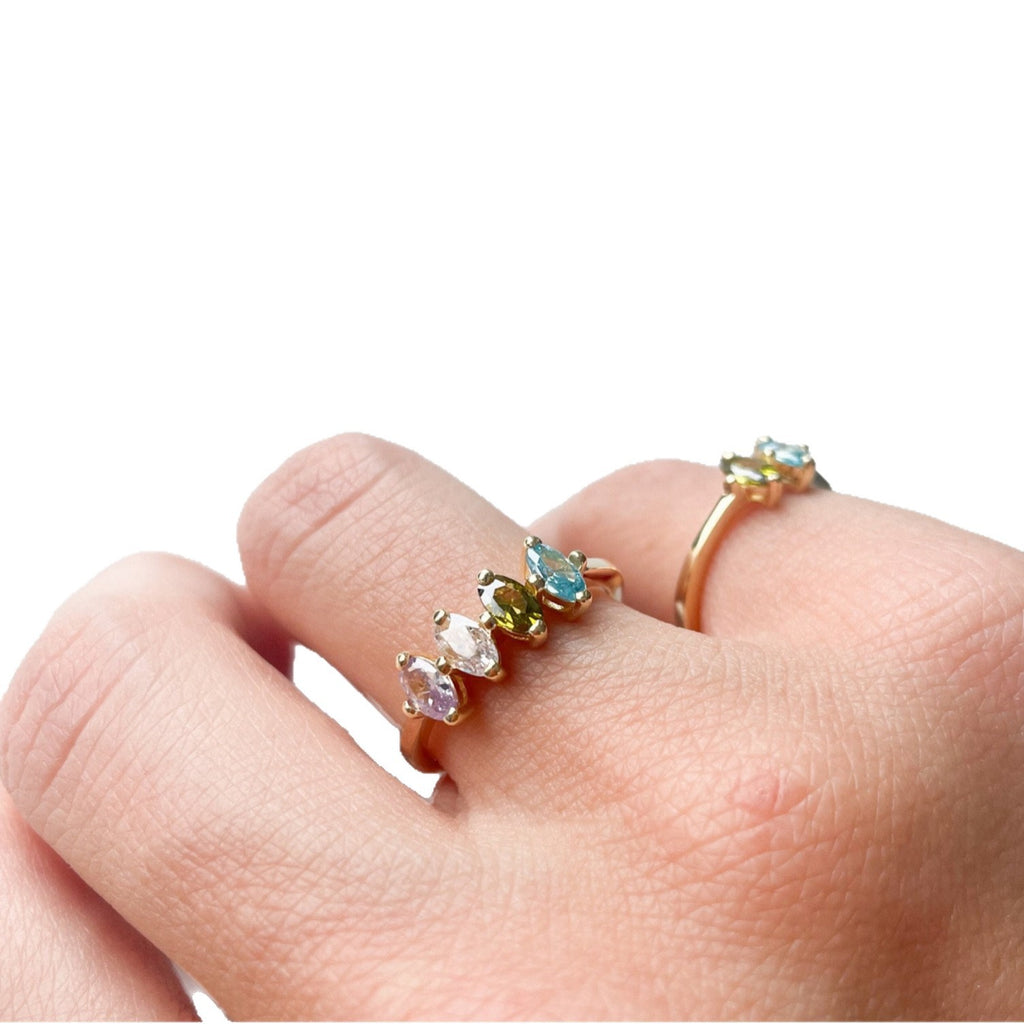 Herzförmiger Eleganter Edelstahl-Ring