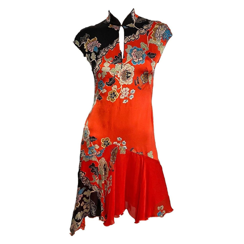 Mandarin-Collar Cheongsam mit Pflanzenprint – Bild 2 | LuxeStyle
