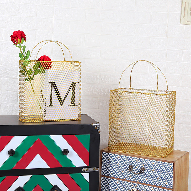 Hängender Aufbewahrungskorb aus Eisen | LuxeStyle