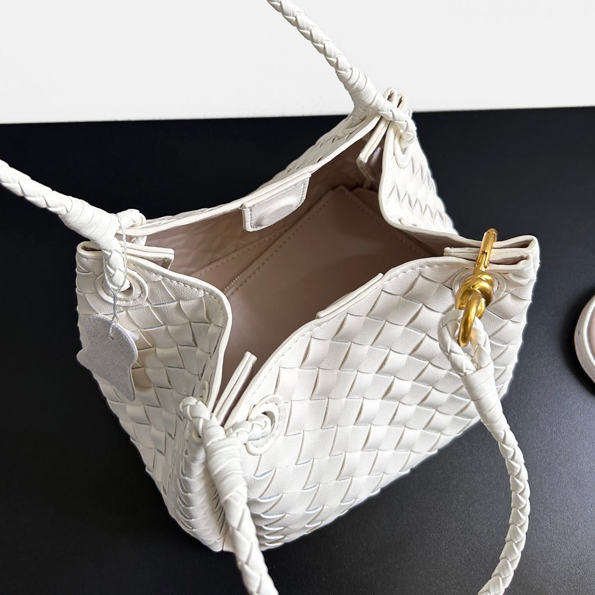 Geflochtene Ledertasche – Bild 18 | LuxeStyle