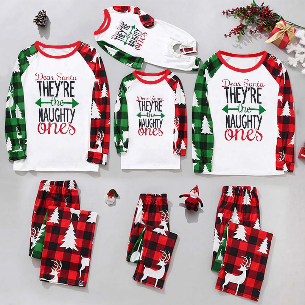 Weihnachts-Homewear im Partnerlook – Bild 1 | LuxeStyle