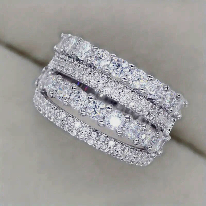 Mehrreihiger Zirkonia-Ring