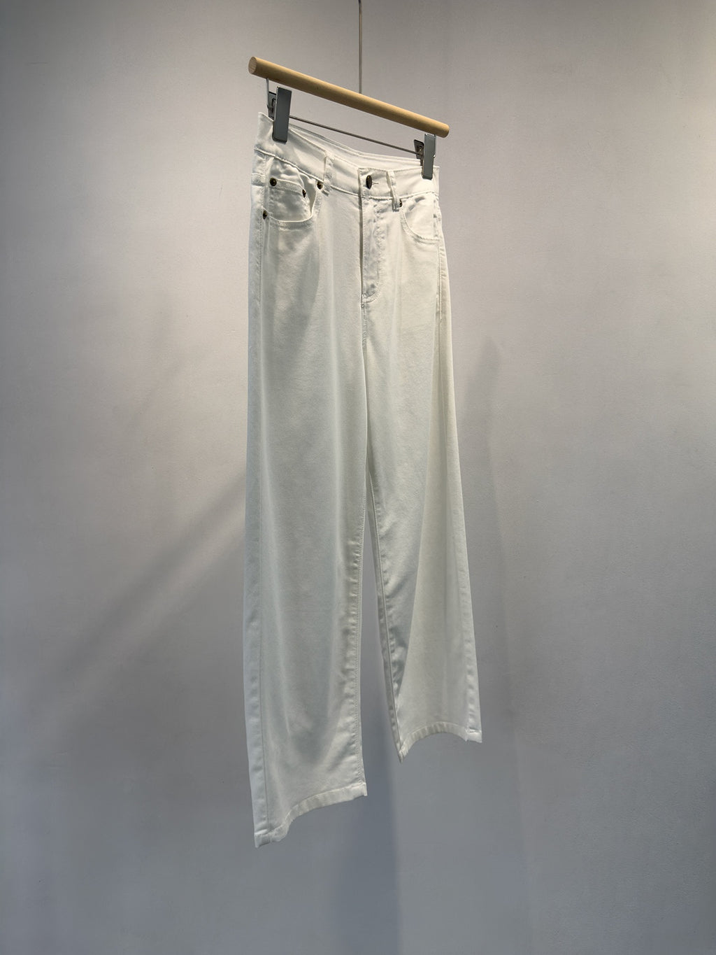 Weisse Cropped Jeans aus Lyocell