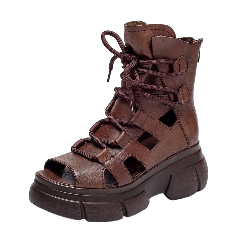 Sandalen und Stiefel mit Cut-Out-Design | LuxeStyle