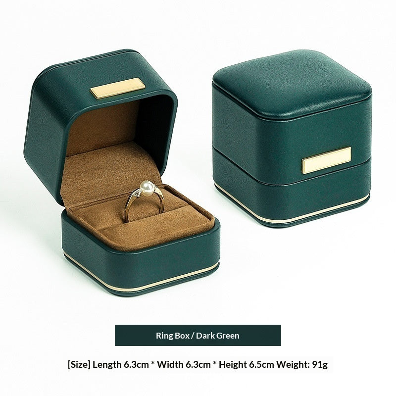 Schmuckbox aus PU-Leder mit abgerundeten Ecken – Bild 7 | LuxeStyle