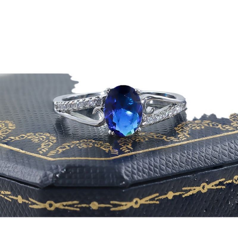 Ring Blauer Stein · elegant gefasst