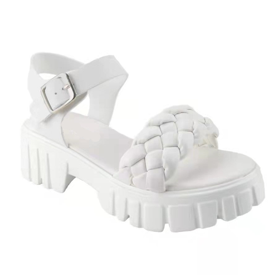 Sandalen mit Riemen und Schnalle – Bild 12 | LuxeStyle