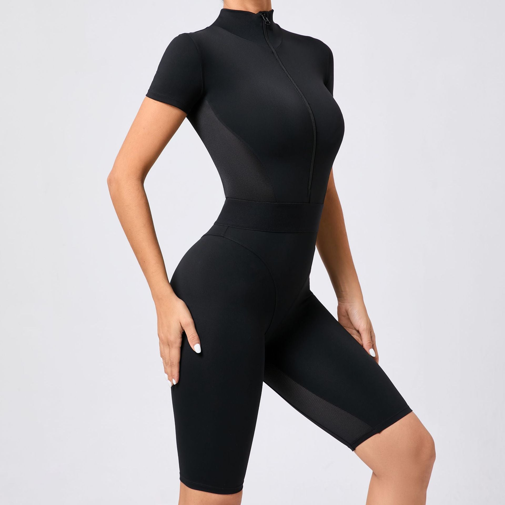 Yoga-Jumpsuit mit Reissverschluss und kurzem Arm