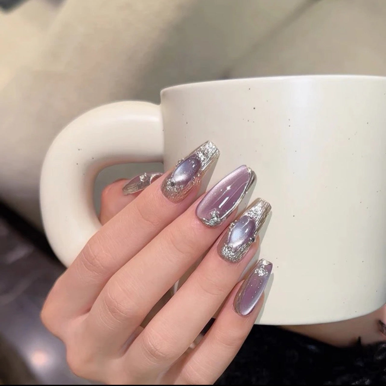 Handgemachte Press-On Nägel «Purple Buccellati»
