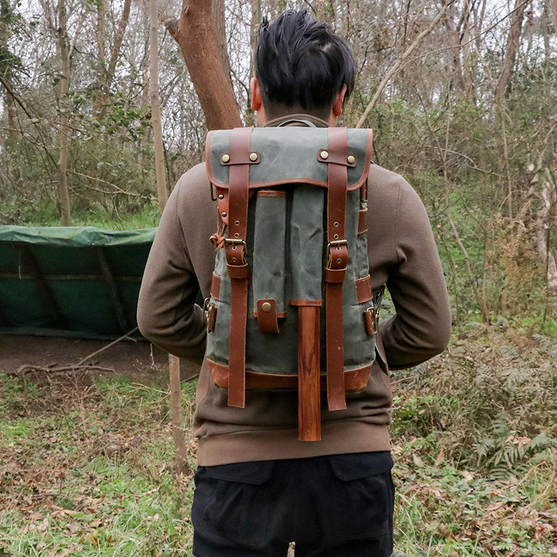 Retro Outdoor Rucksack aus gewachstem Canvas – Bild 7 | LuxeStyle