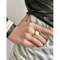 Breiter Statement-Ring mit Wellenmuster | LuxeStyle