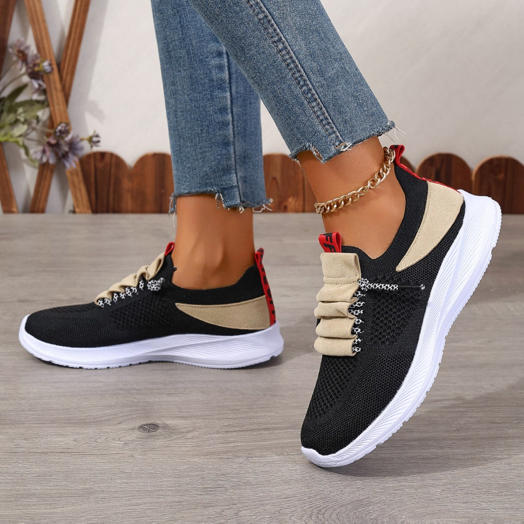 Freizeit-Sneaker mit flacher Sohle