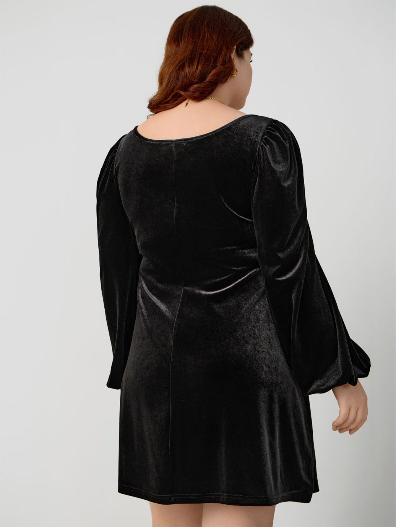 Damen Velourskleid mit Trägern und Puffärmeln