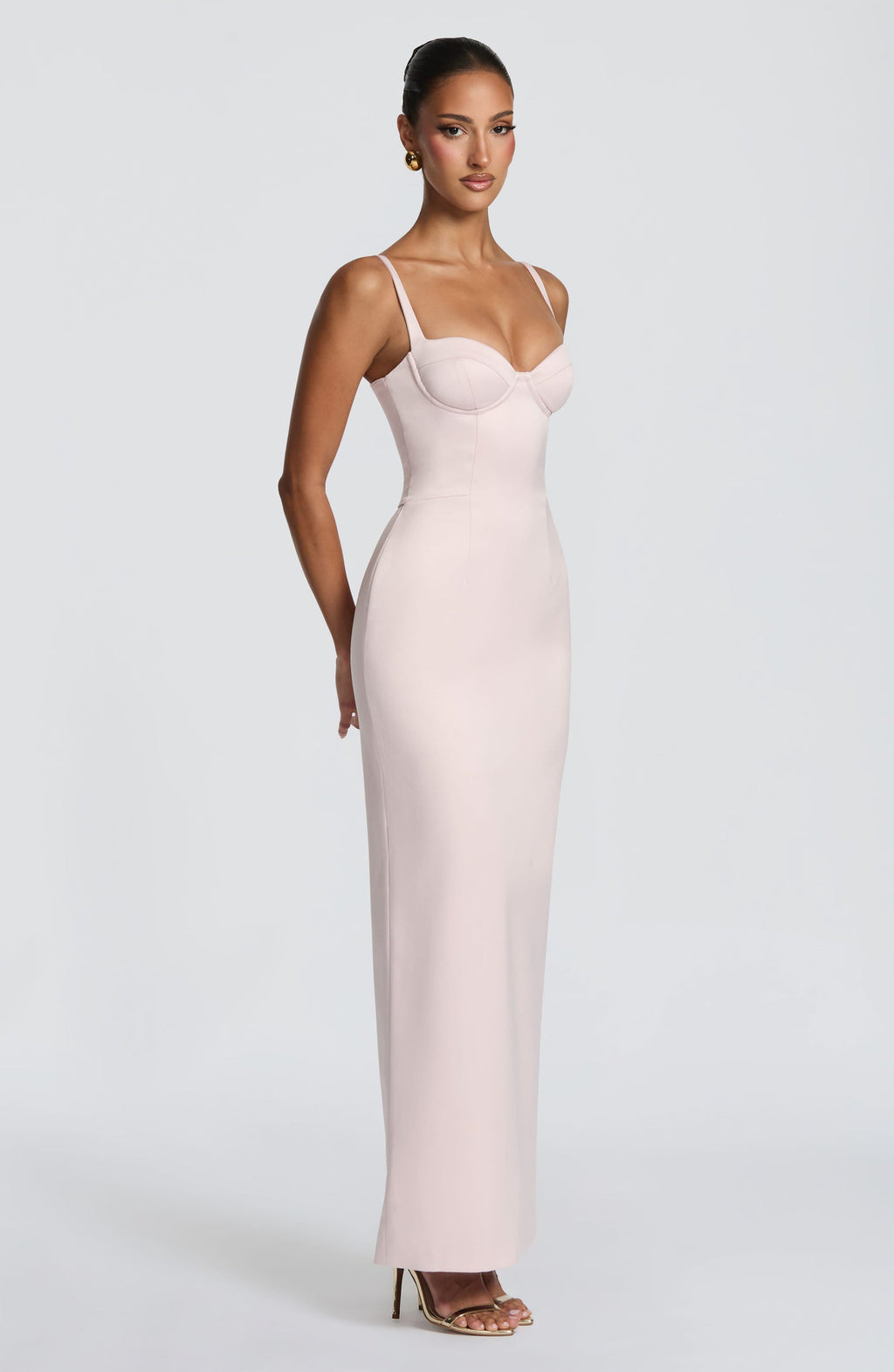 Elegantes Maxi-Abendkleid mit Spaghettiträgern – Bild 2 | LuxeStyle