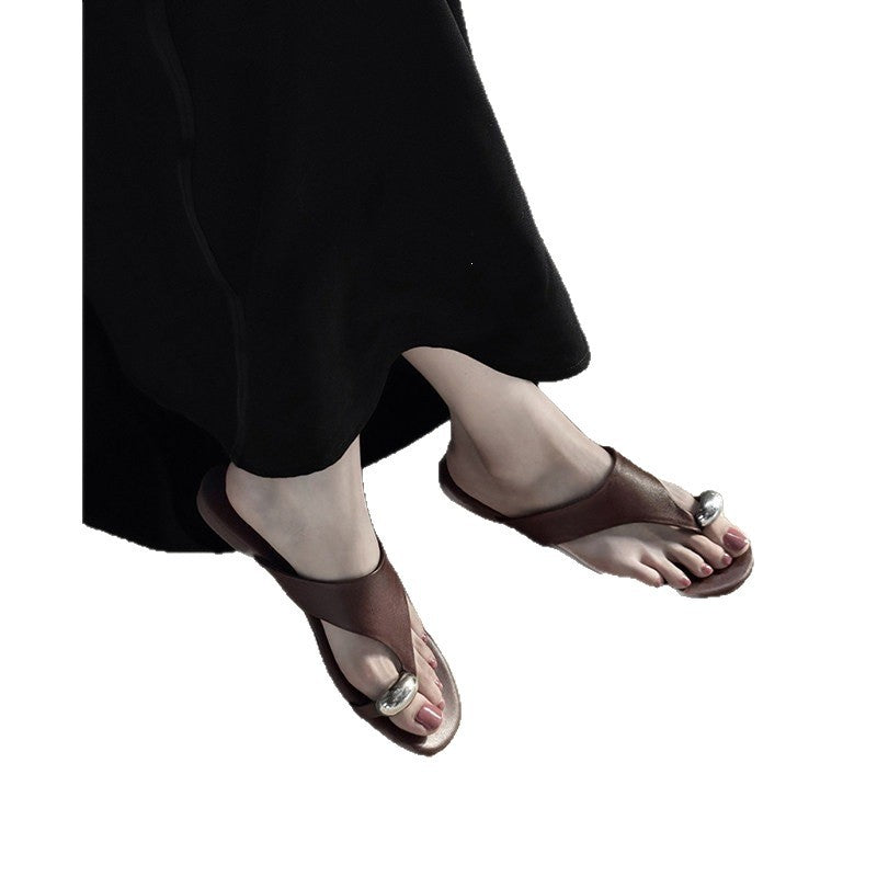 Schafsfell-Sandalen mit Metallschnalle