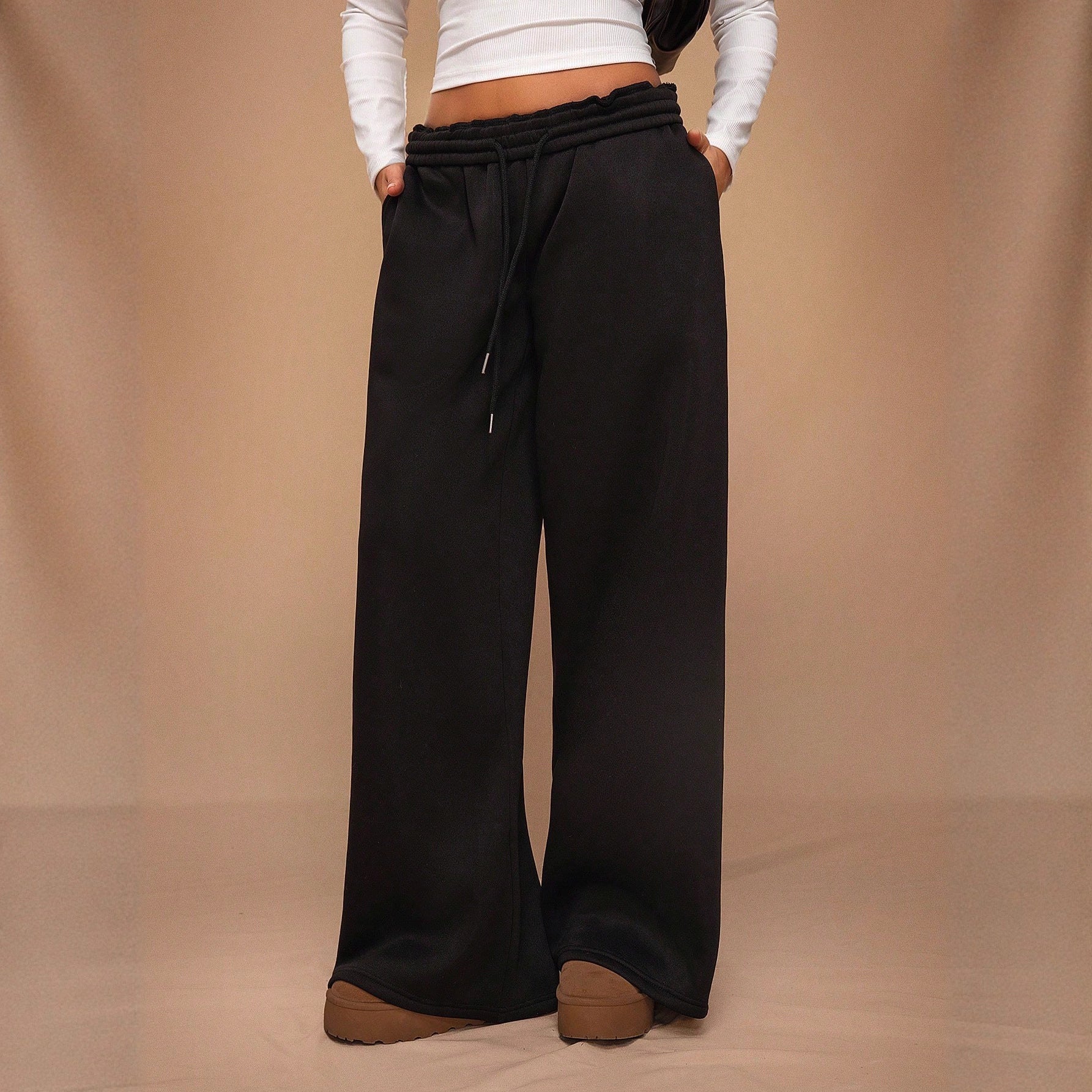 Cordhose im Loose Fit mit weitem Bein