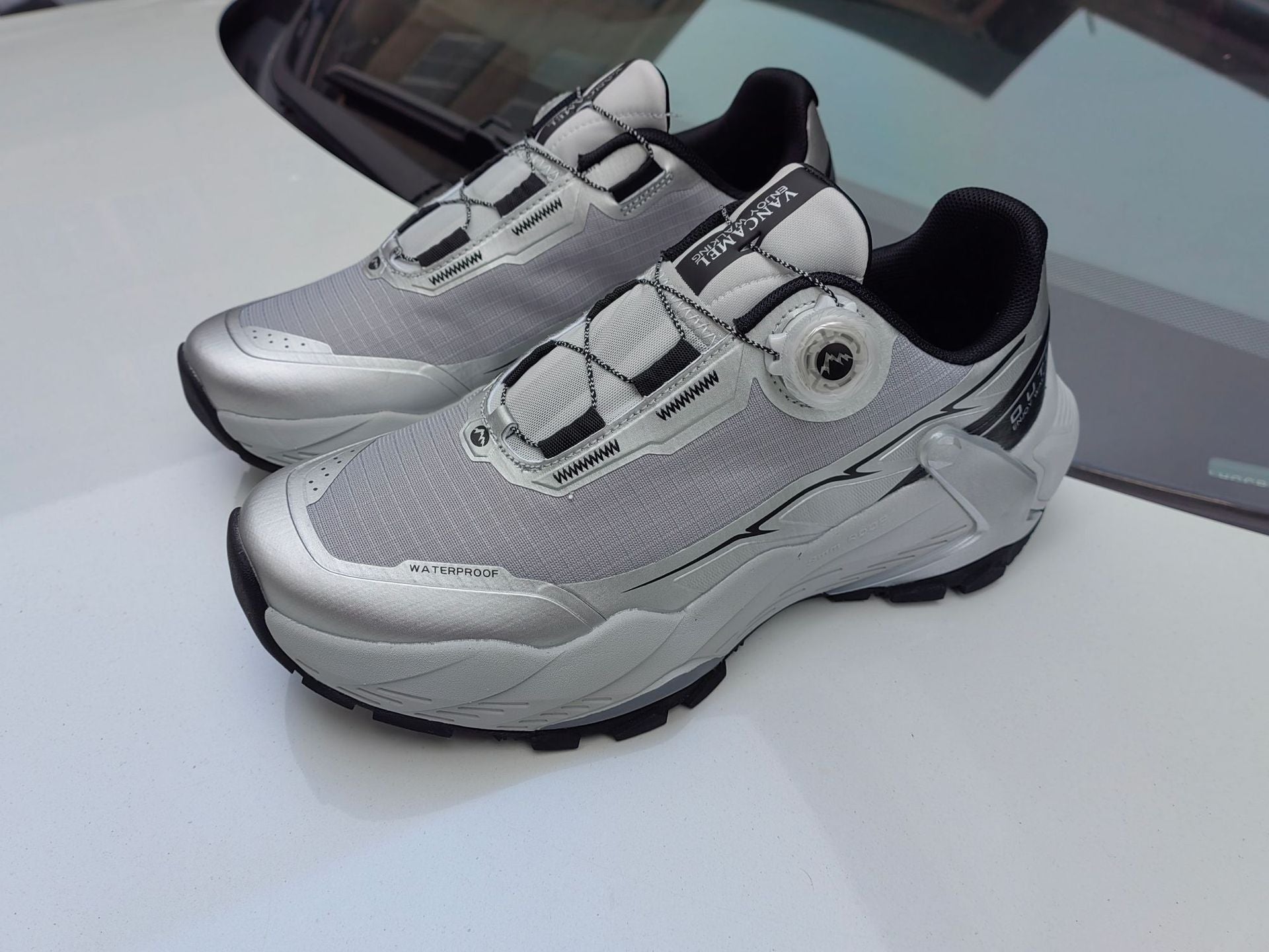 Wasserdichte atmungsaktive Freizeitsneaker