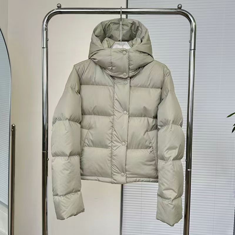 Wärmende Kapuzenjacke mit Daunenfüllung – Bild 6 | LuxeStyle