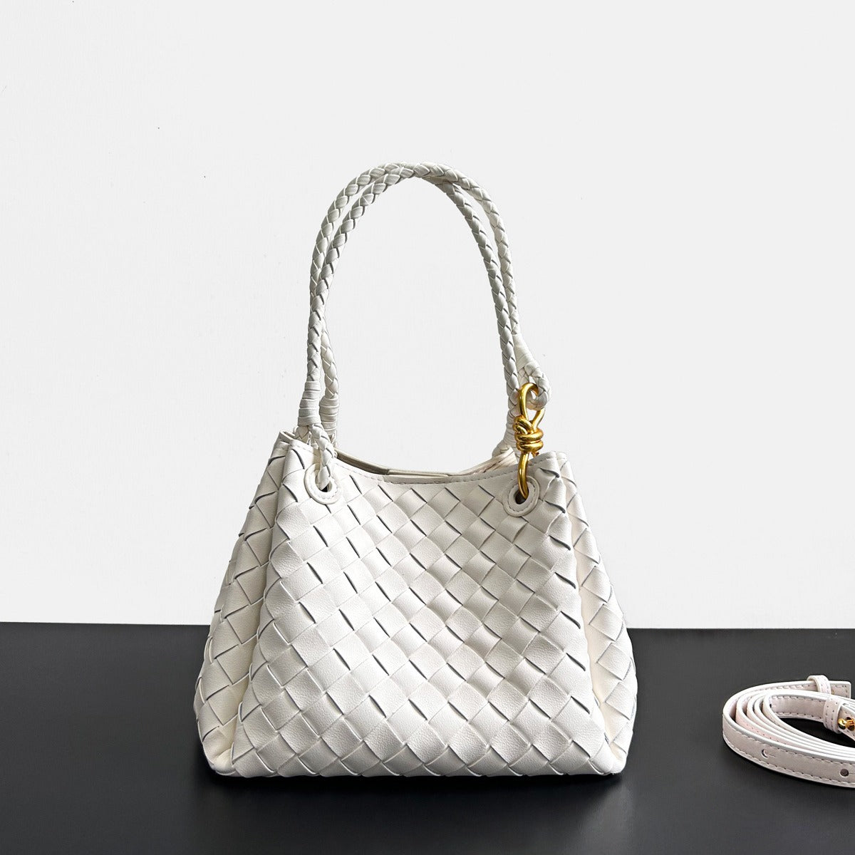 Geflochtene Ledertasche – Bild 2 | LuxeStyle