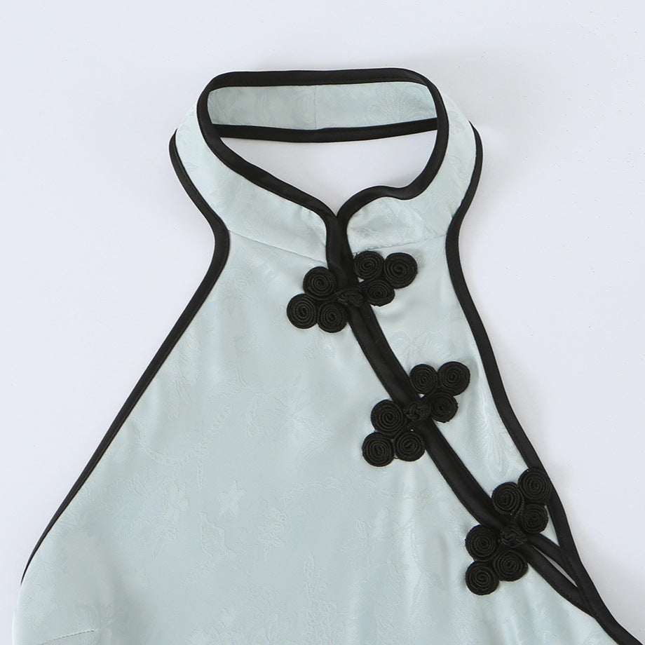 Sommerkleid mit Halterneck