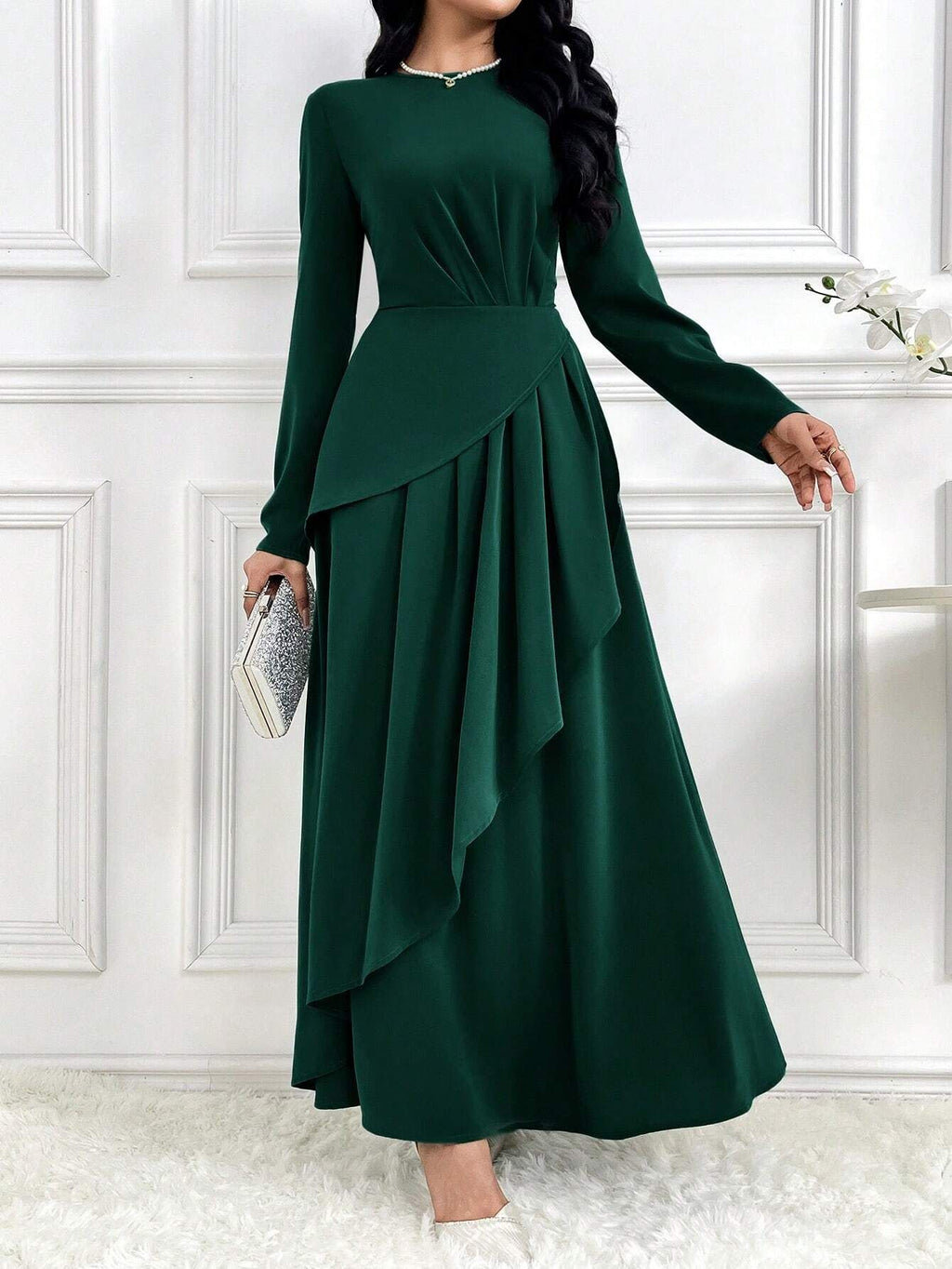 Elegantes Langarm-Maxikleid