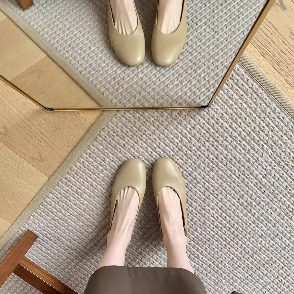 Schwarze Leder-Pumps mit Blockabsatz