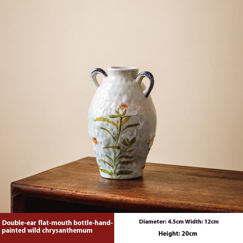 Keramik-Vase mit Handbemalung