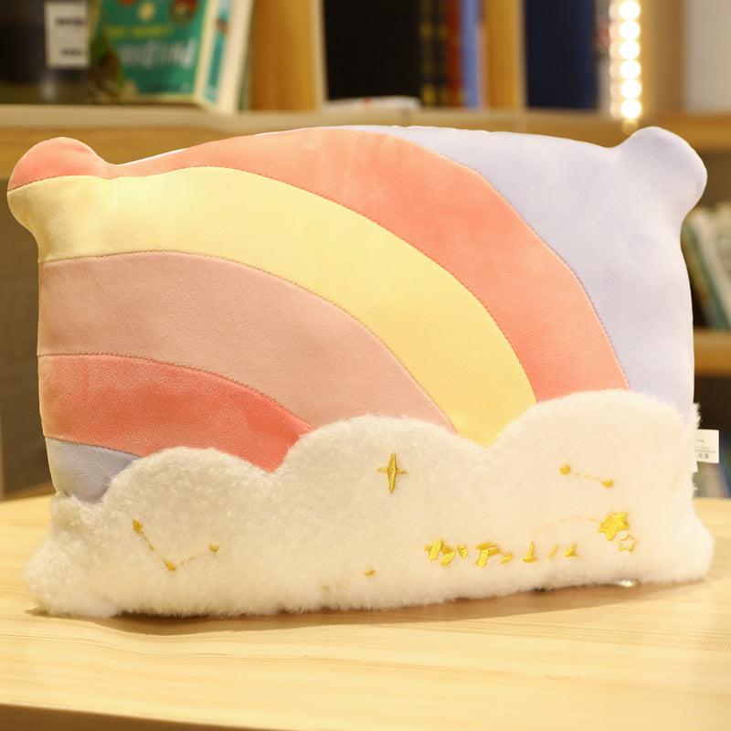 Niedliches Wolken-Regenbogen-Kissen – Bild 7 | LuxeStyle