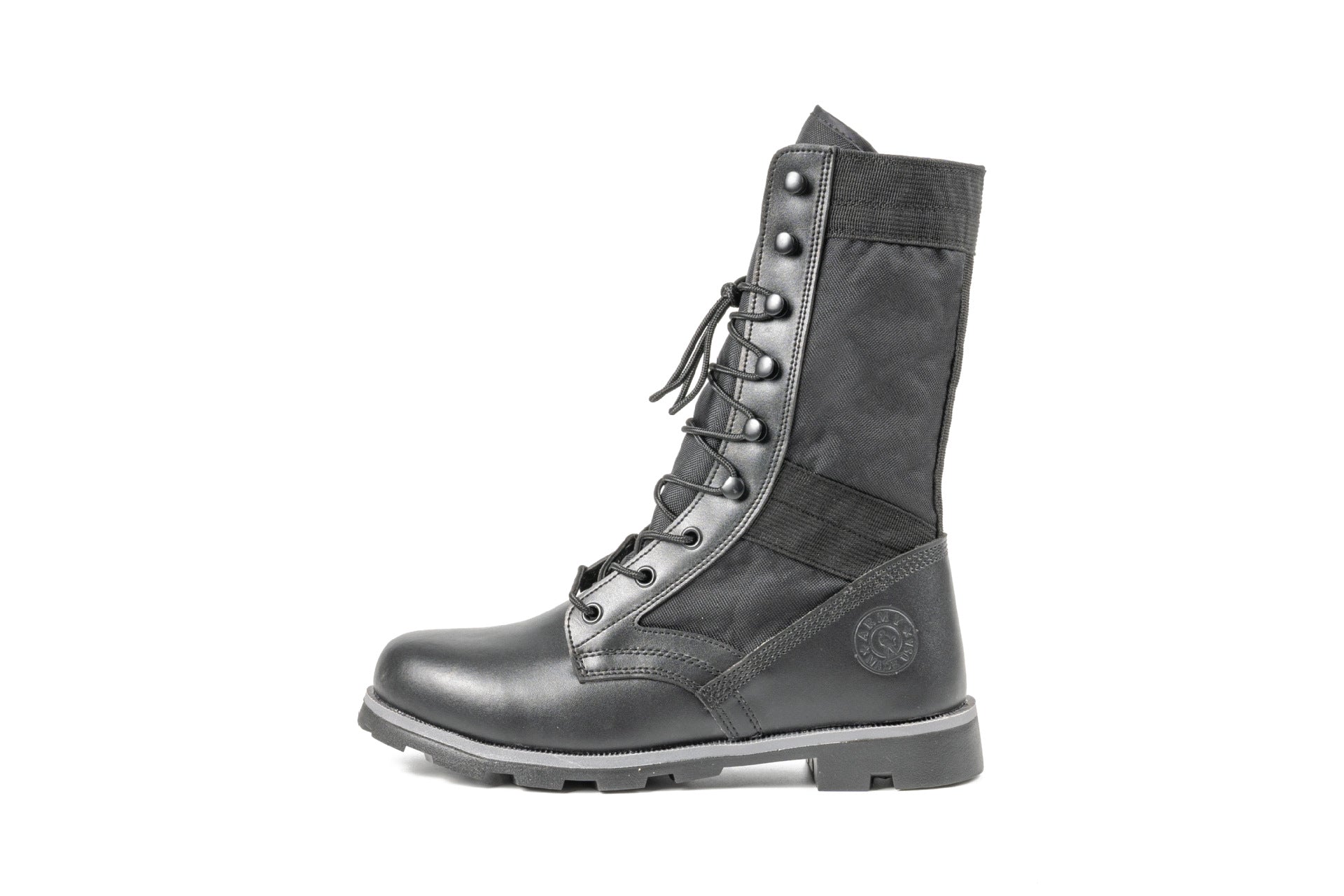 Schwarze Kampfstiefel