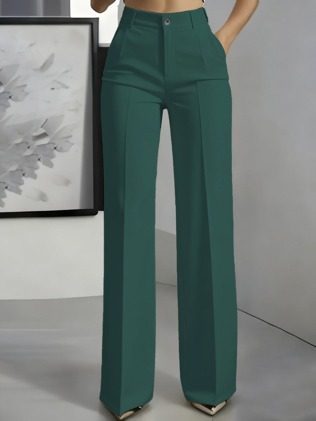 High-Waist Hose im eleganten, minimalistischen Stil