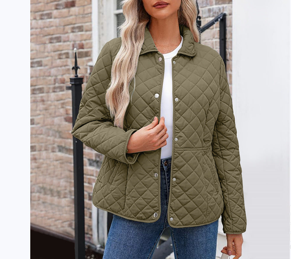 Weisses Quilted-Jackett mit Knöpfen – Bild 12 | LuxeStyle