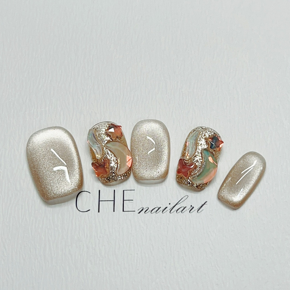 Nail Milk Coffee Cat's Eye Fake Nails – Bild 6 | LuxeStyle