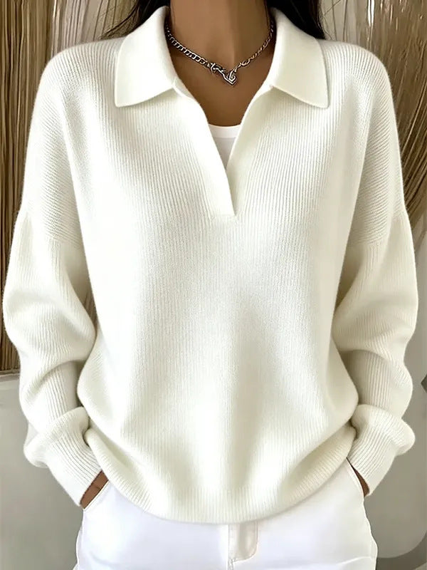 Gerippter V-Pullover mit Turn-Down-Kragen